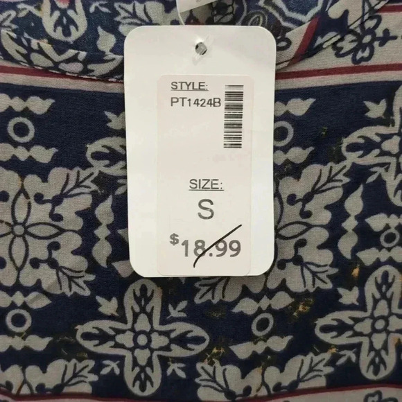 Aggie Women's long Sleeve Blouse - Picture 3 of 9